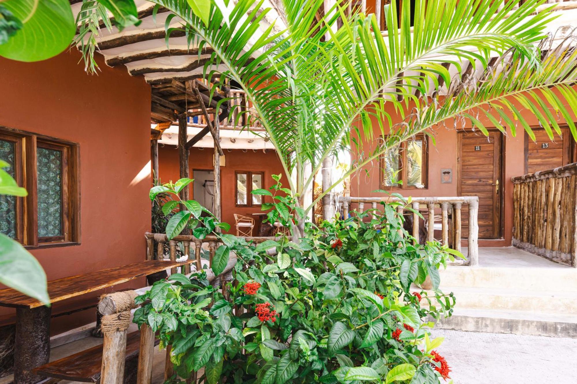 Shanuo Beach Bungalows Michamvi Exterior foto